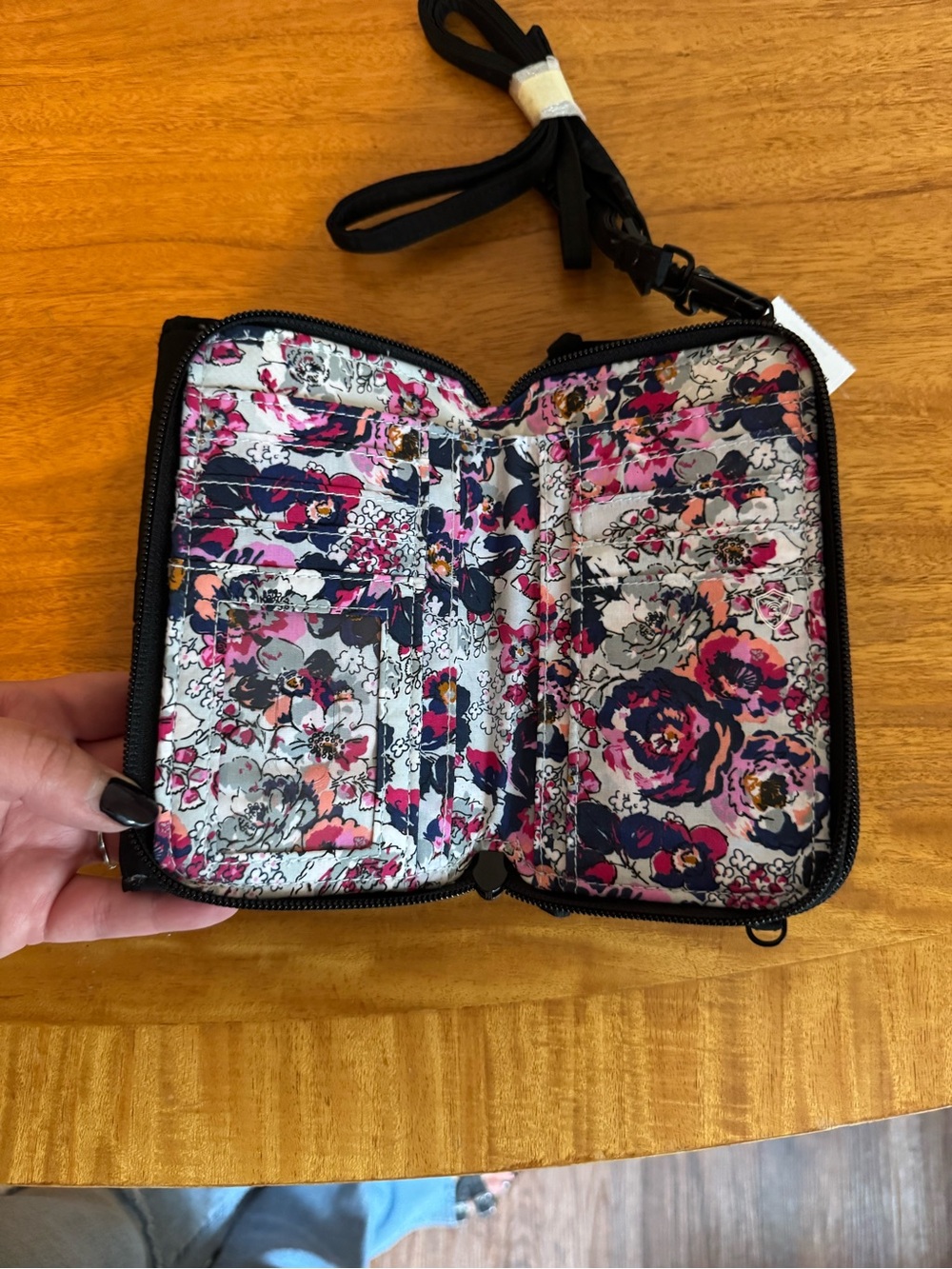 Vera Bradley Black Quilted Crossbody Wallet with Adjustable Strap - Picture 5 of 6